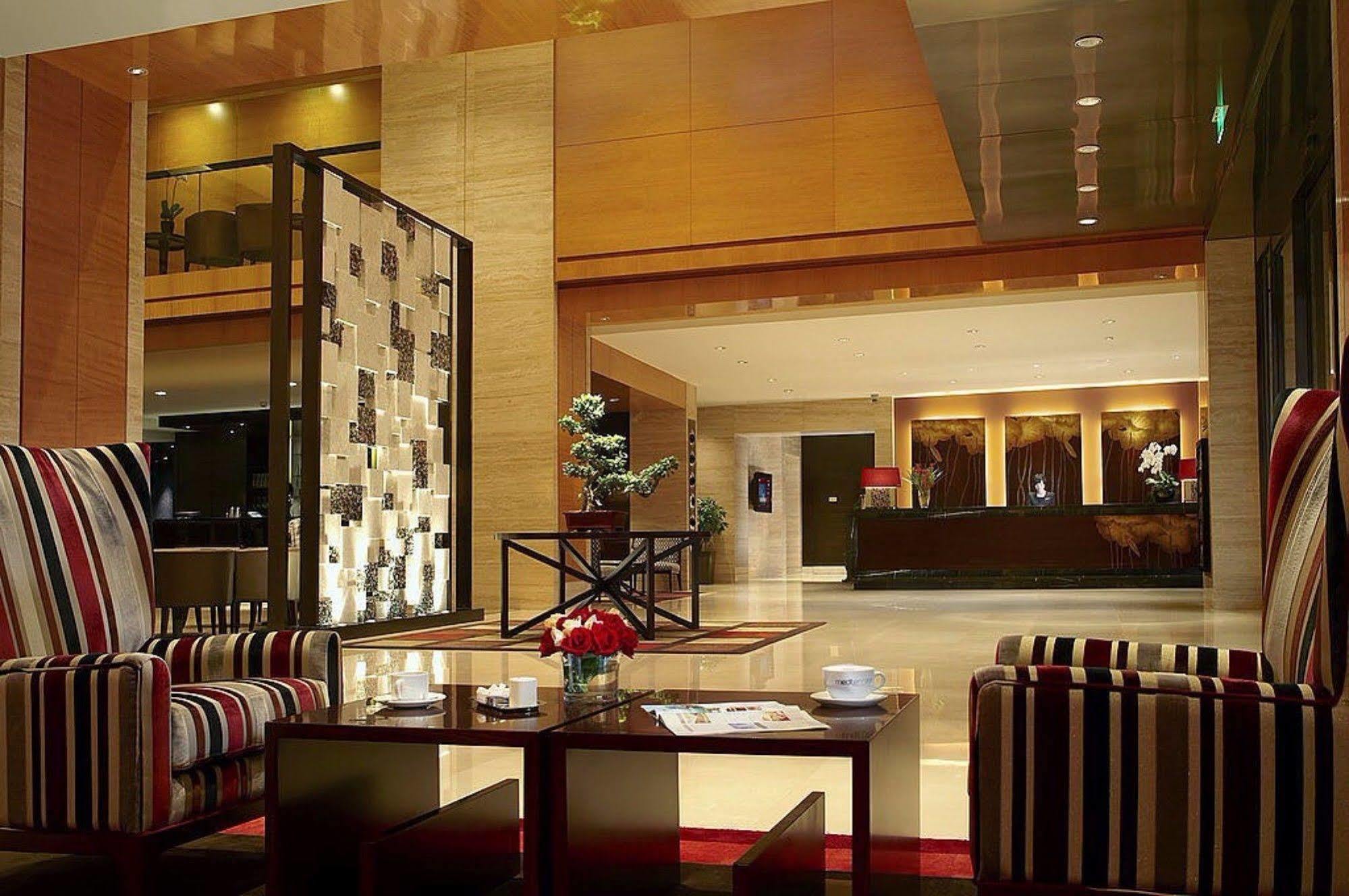 Oakwood Residence Пекин Интериор снимка